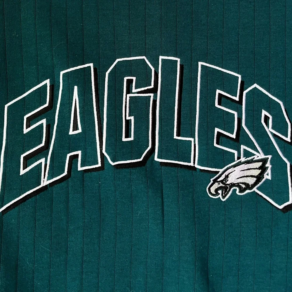 RARE VINTAGE 90S EAGLES NFL CREWNECK - Picture 9 of 9